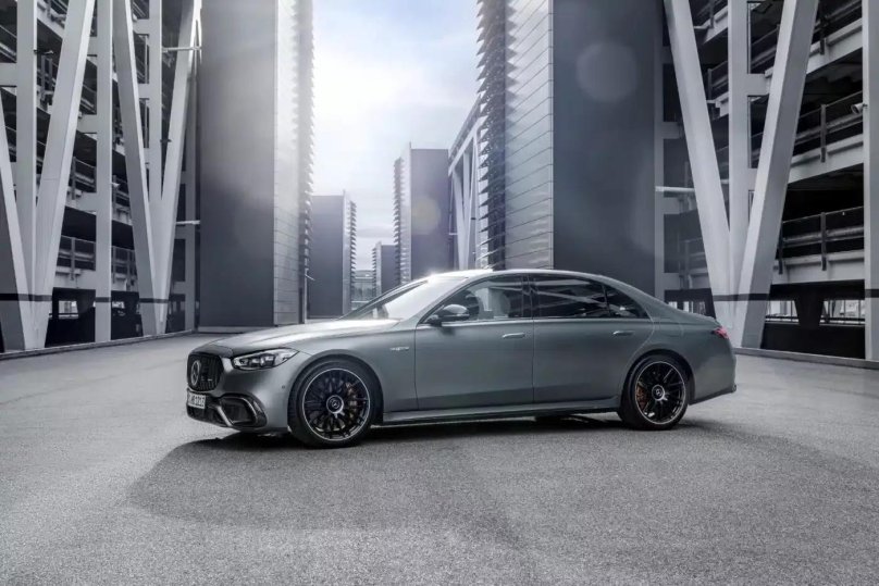 2023 Mercedes AMG S 63 E Performance