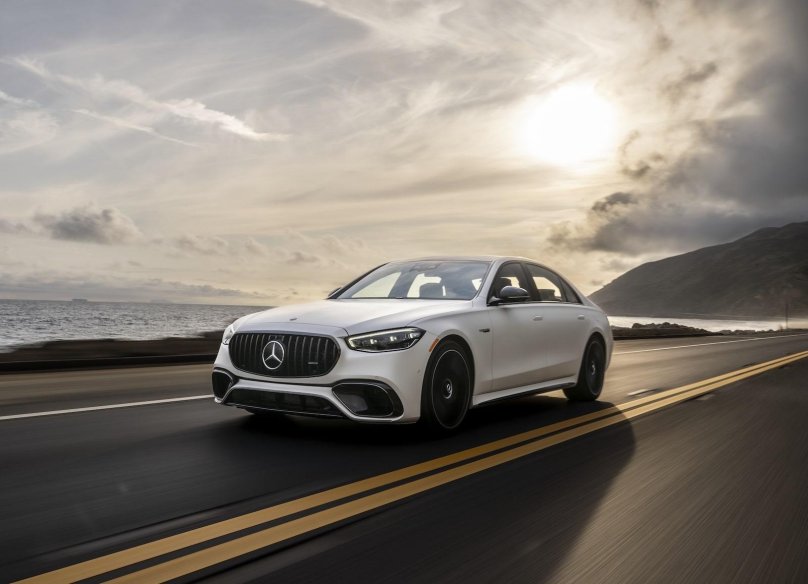 Mercedes 2024 Wallpaper