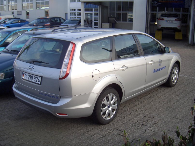 Ford Focus 2 универсал 2008