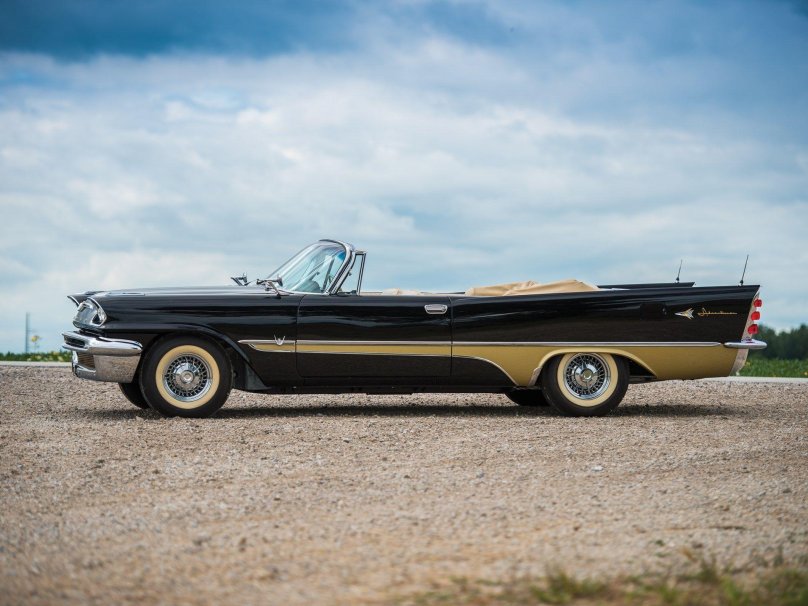 Cadillac DESOTO Adventurer Coupe