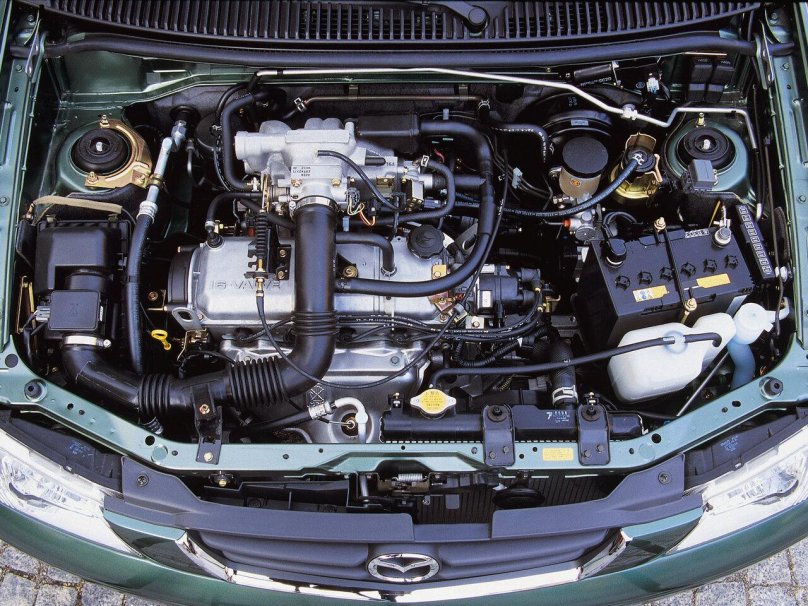 Мазда Демио 2000 под капотом