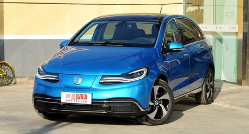 Минивэн Denza d9