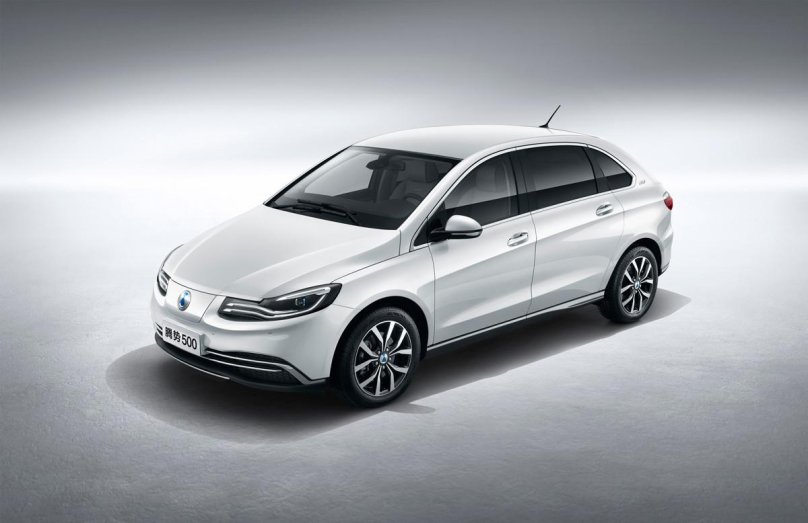 Автомобиль Denza