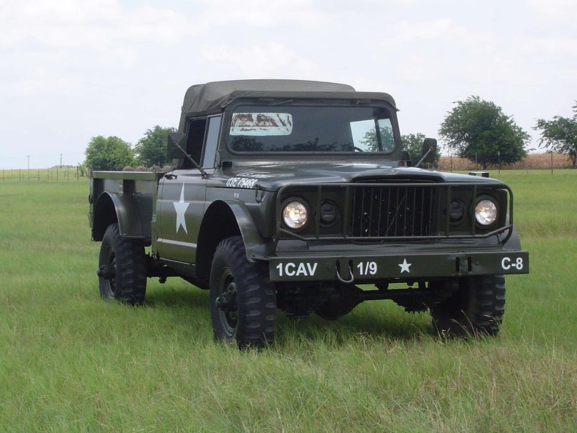 Kaiser Jeep m715 Military Truck