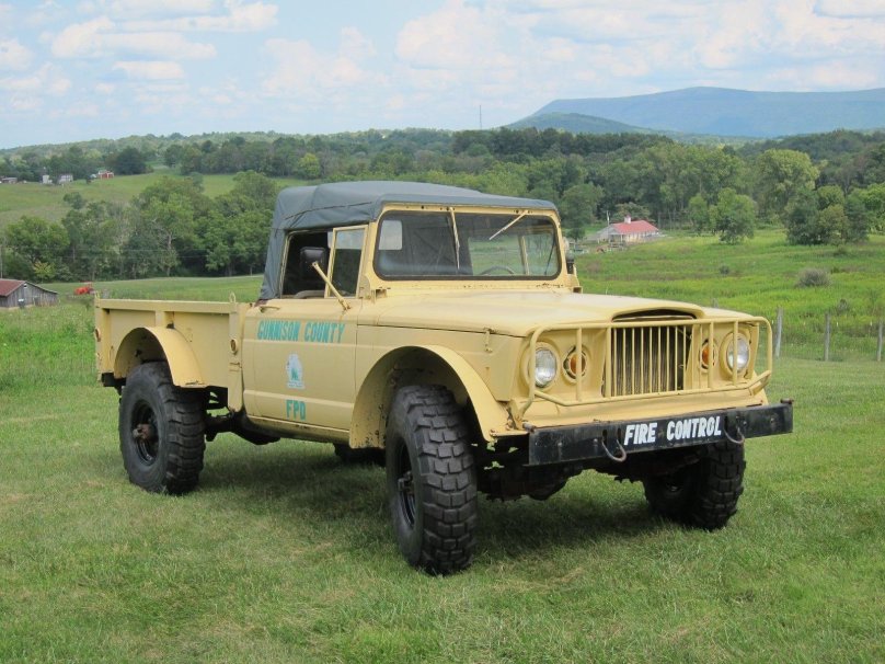 Kaiser Jeep m715 Military Truck