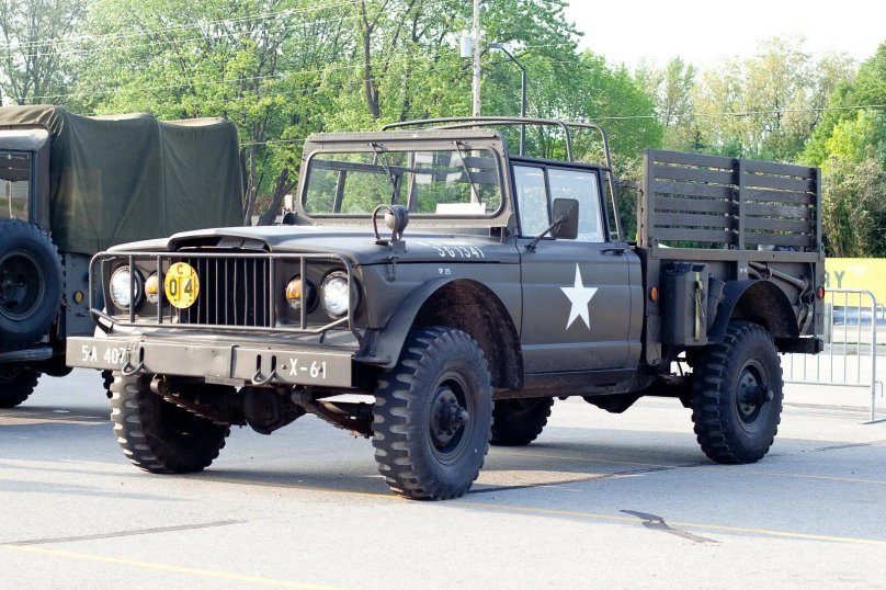 Джип Кайзер м715