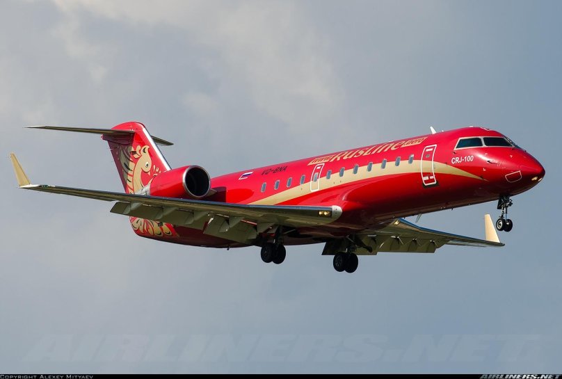 Бомбардье CRJ-100/200