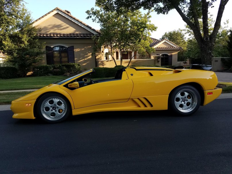 Lamborghini Diablo Roadster