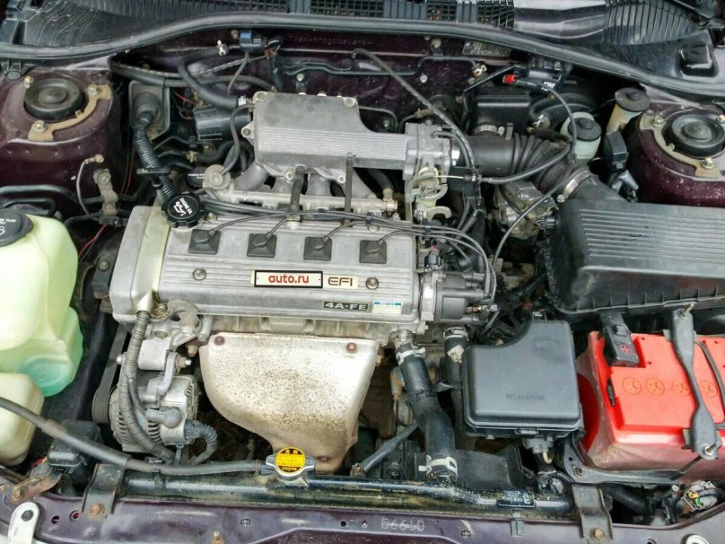 Тойота Карина е 1.6