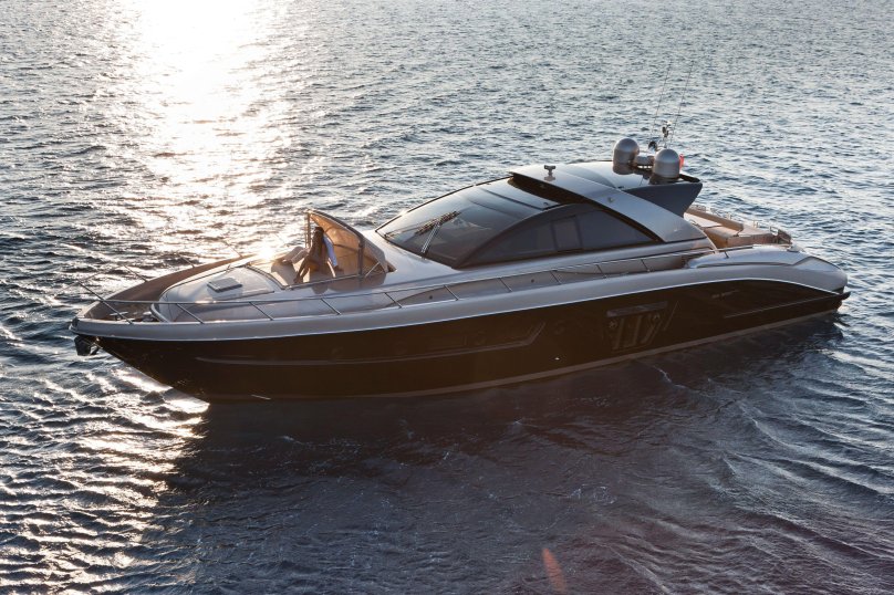Riva 68 Ego super