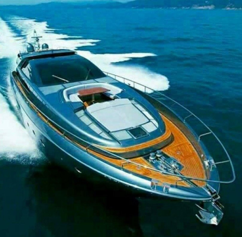 Яхта Рива 86