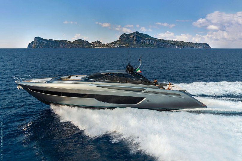 Riva 76