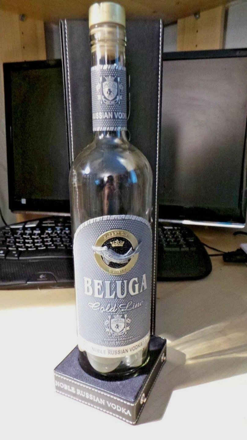 Водка Белуга 1.75