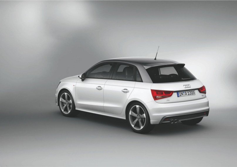 Ауди а1 2012