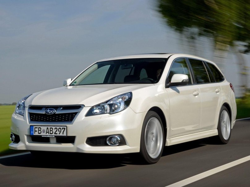 Субару Легаси универсал 2010