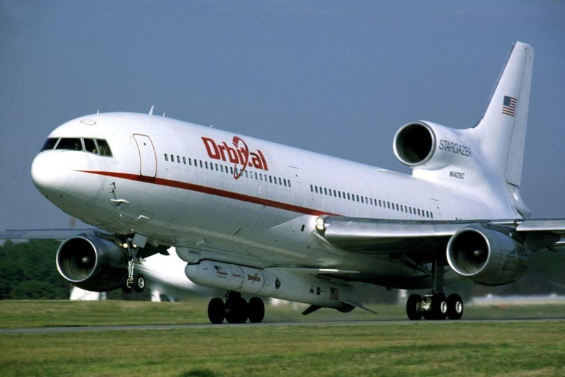 L-1011 самолет