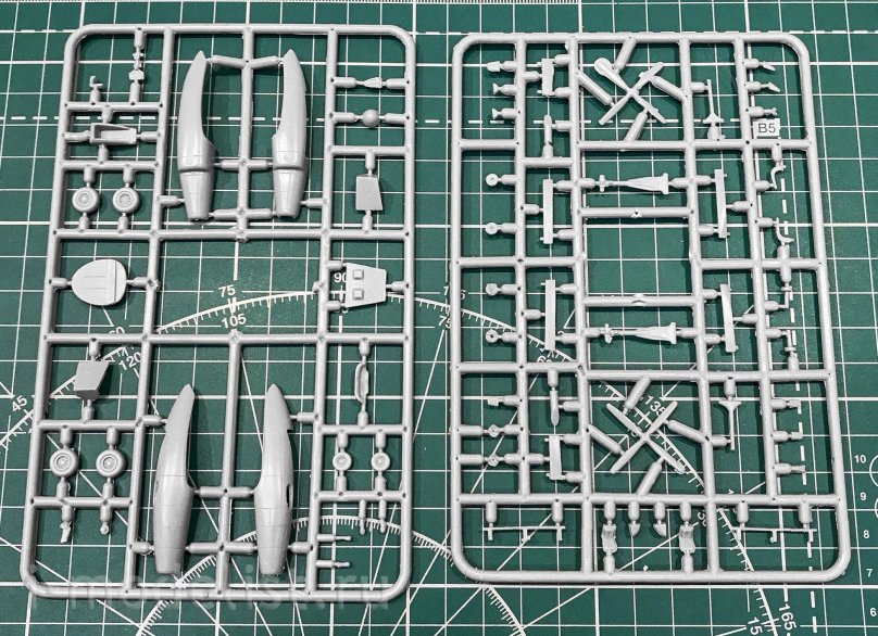 144125-4 Восточный экспресс 1/144 Dart Herald "channel Express"