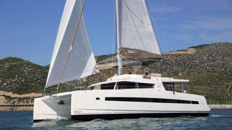 Катамаран Bali 4.8
