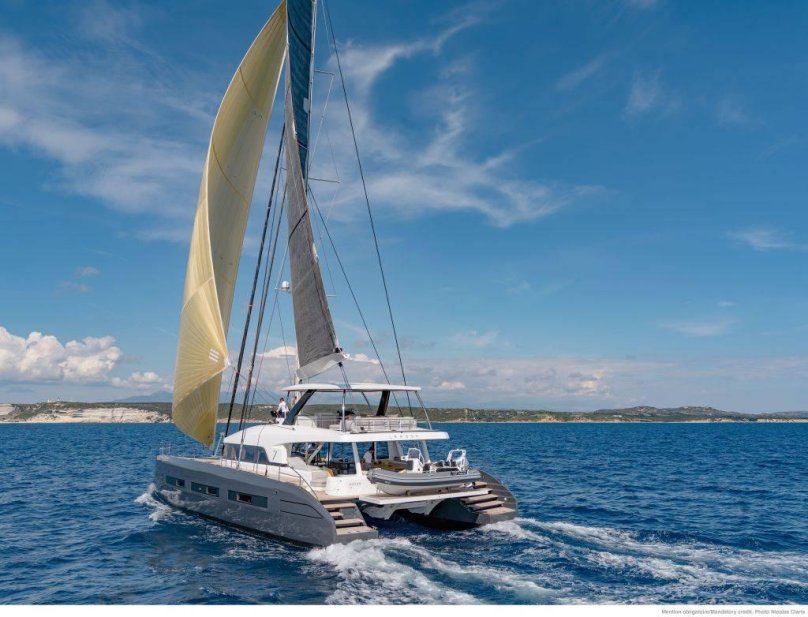 Катамаран осадка