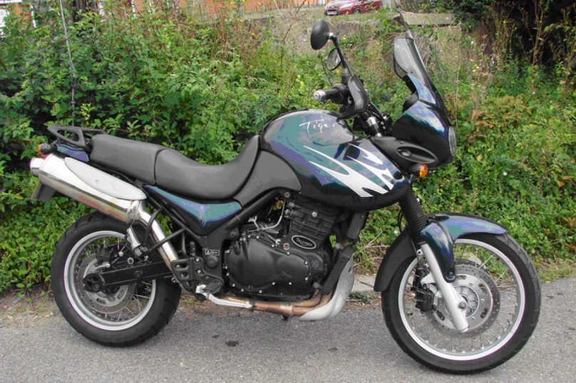 Triumph Tiger 900
