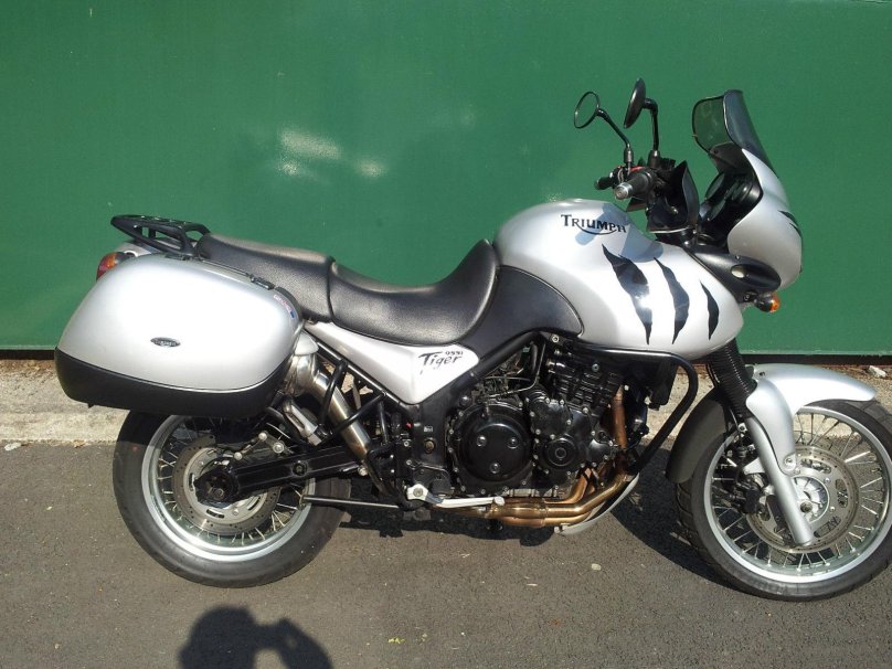 Двигатель Триумф Тайгер 955