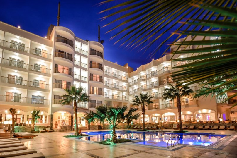 Роял Стар Резорт Хургада