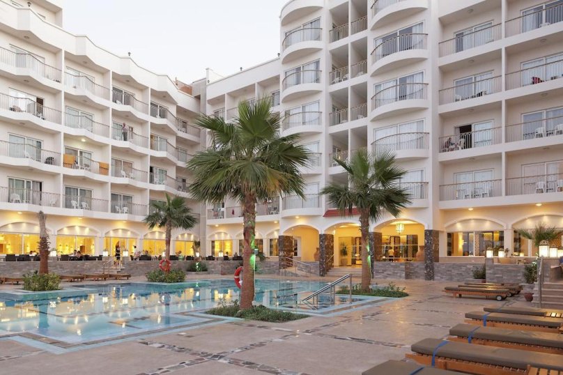 Royal Star Beach Resort Хургада