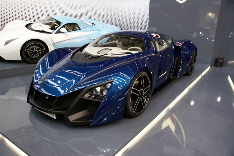 Машина Marussia b2