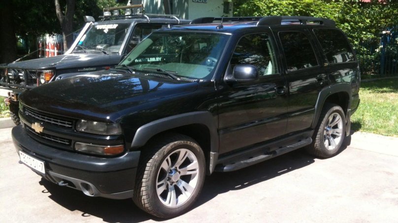 Chevrolet Tahoe 800