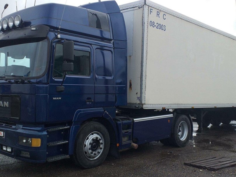 Ман ф2000 Командор