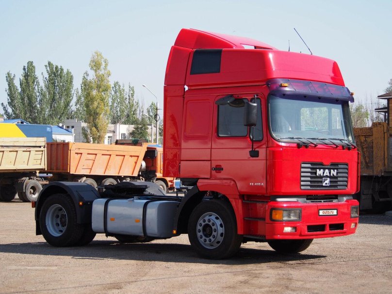 Ман ф2000 Командор