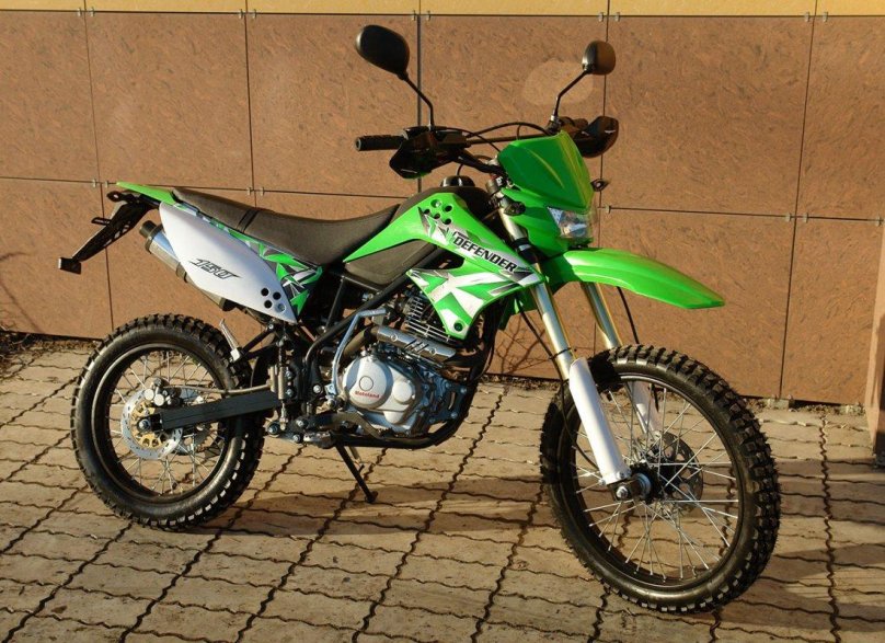 Мотолэнд Дефендер 150