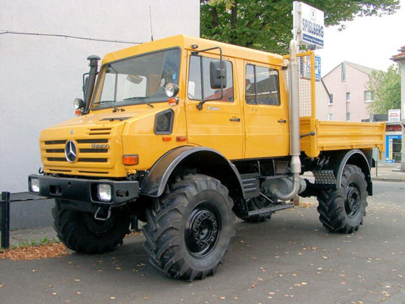 Mercedes Unimog u5000