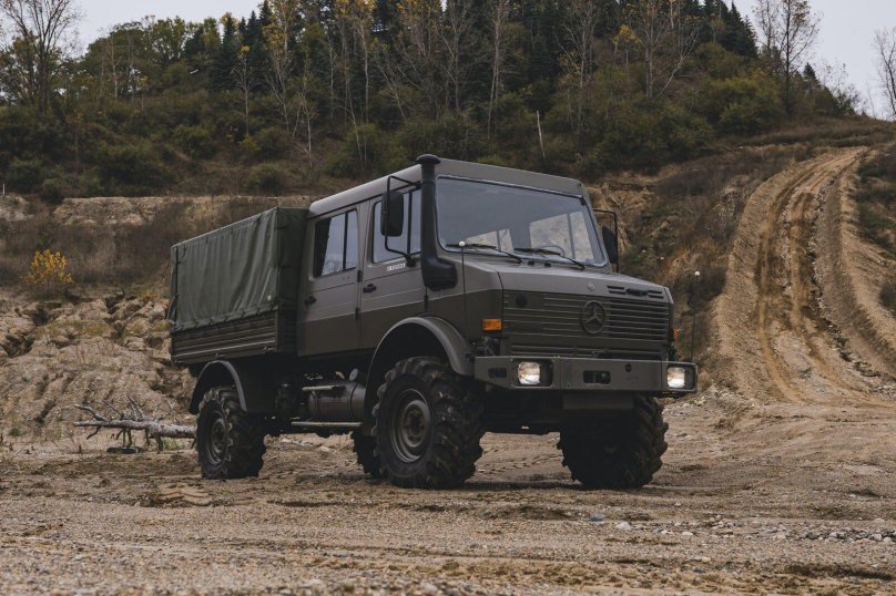Мерседес Бенц Unimog