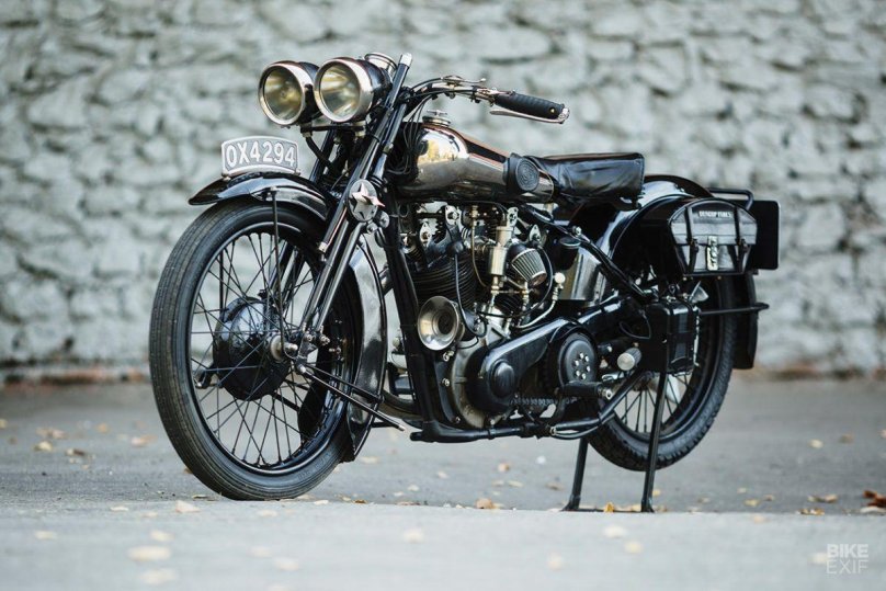 Мотоцикл brough Superior SS 100