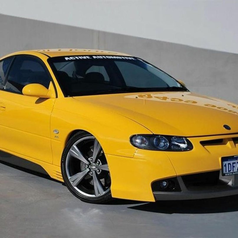 Холден Монаро