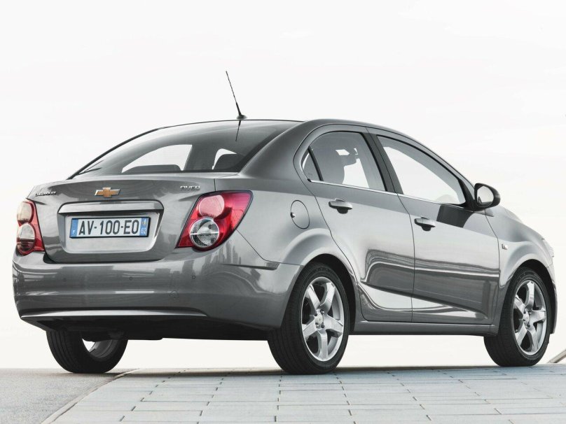 Шевроле Авео седан 2011