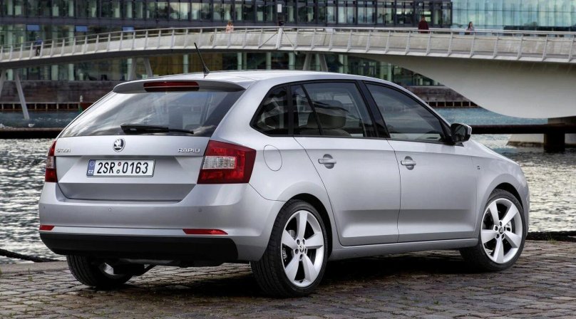 Skoda Rapid Spaceback 2014