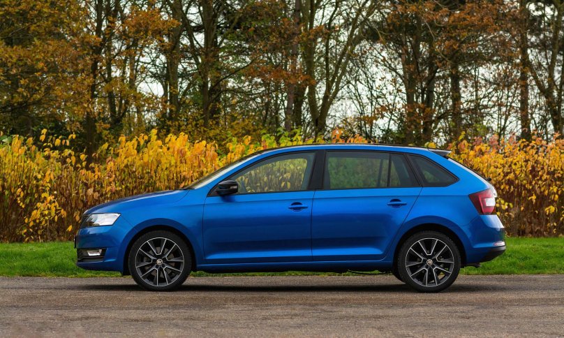 Шкода Рапид хэтчбек 2017