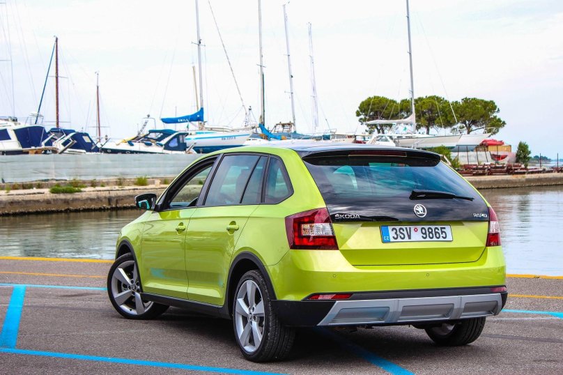 Шкода Рапид Spaceback