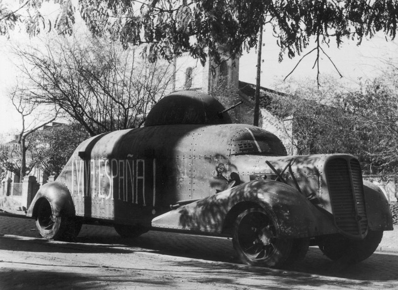 Тизнаос броневик Испании