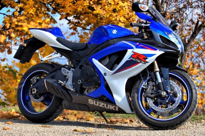 Мото Suzuki GSX-r600