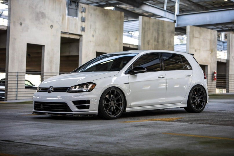VW Golf 7 r