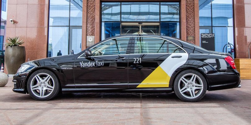 Мерседес Майбах такси