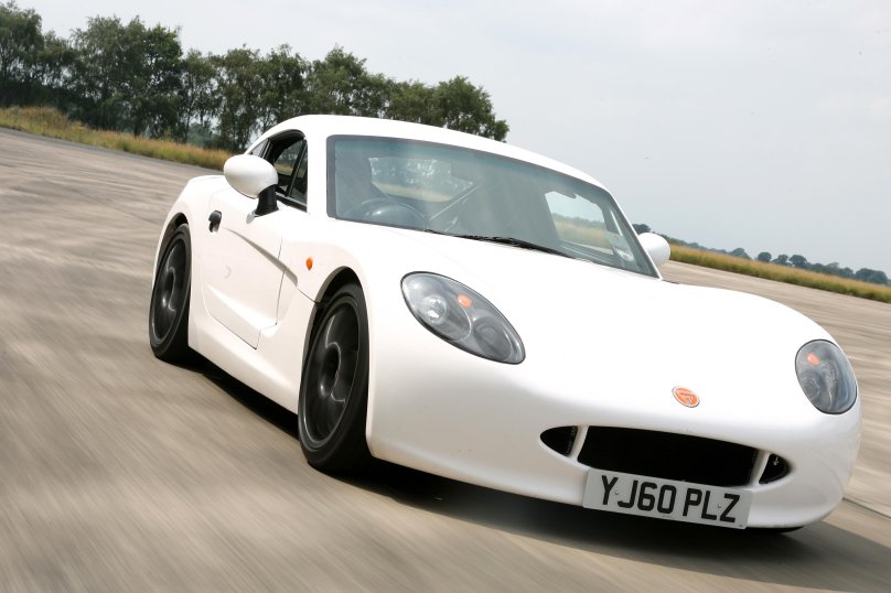 Ginetta g40 белая