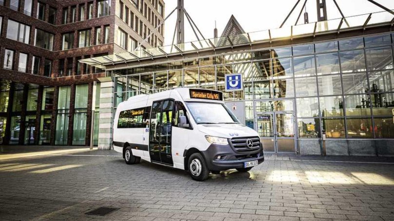 Mercedes-Benz Sprinter transfer 45