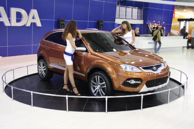 Lada c-Cross 5