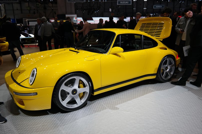 Ruf CTR 2017 салон