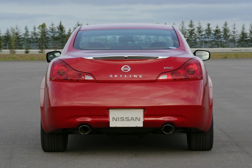 Nissan Skyline Coupe 370gt