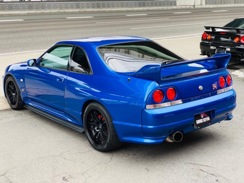 Ниссан Скайлайн р33 седан синий седан